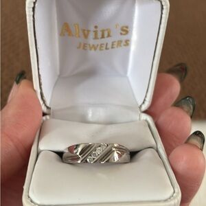 Silver Band with Diamond Details